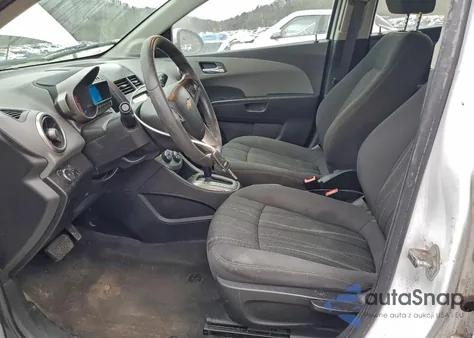 2016 Chevrolet Sonic Lt z USA, uszkodzony, nr VIN 1G1JC5SH1G4115553